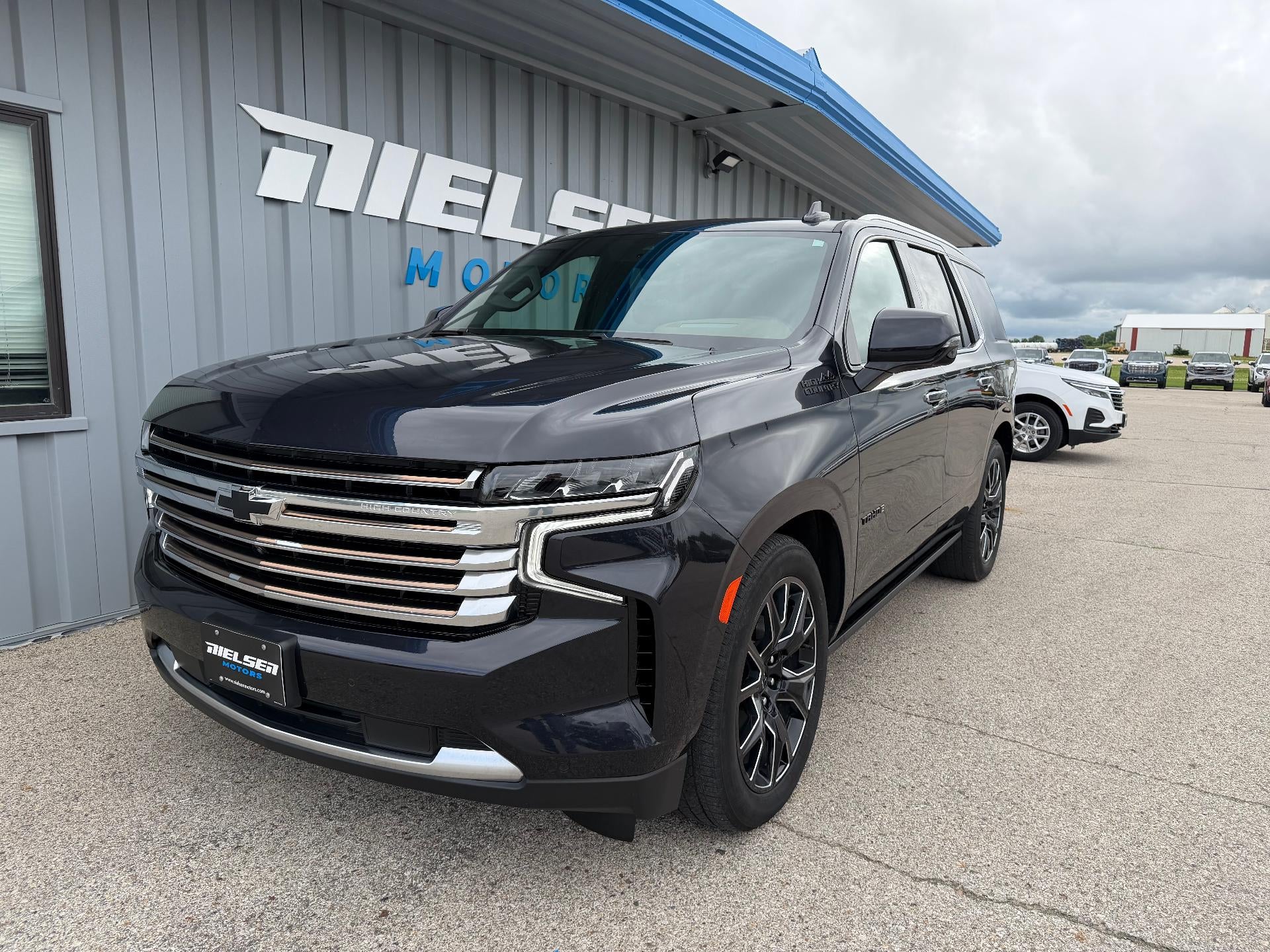 2024 Chevrolet Tahoe — side profile view
